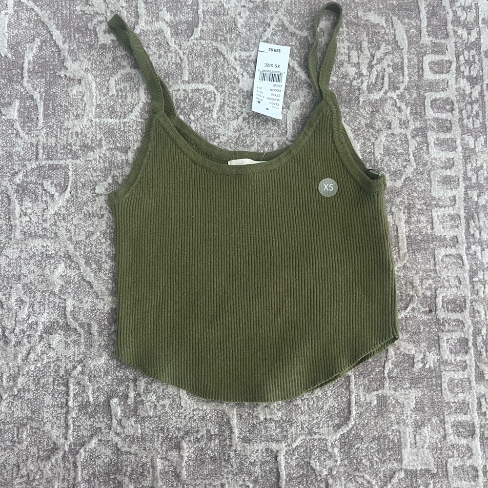 Green LA hearts crop top size xs.